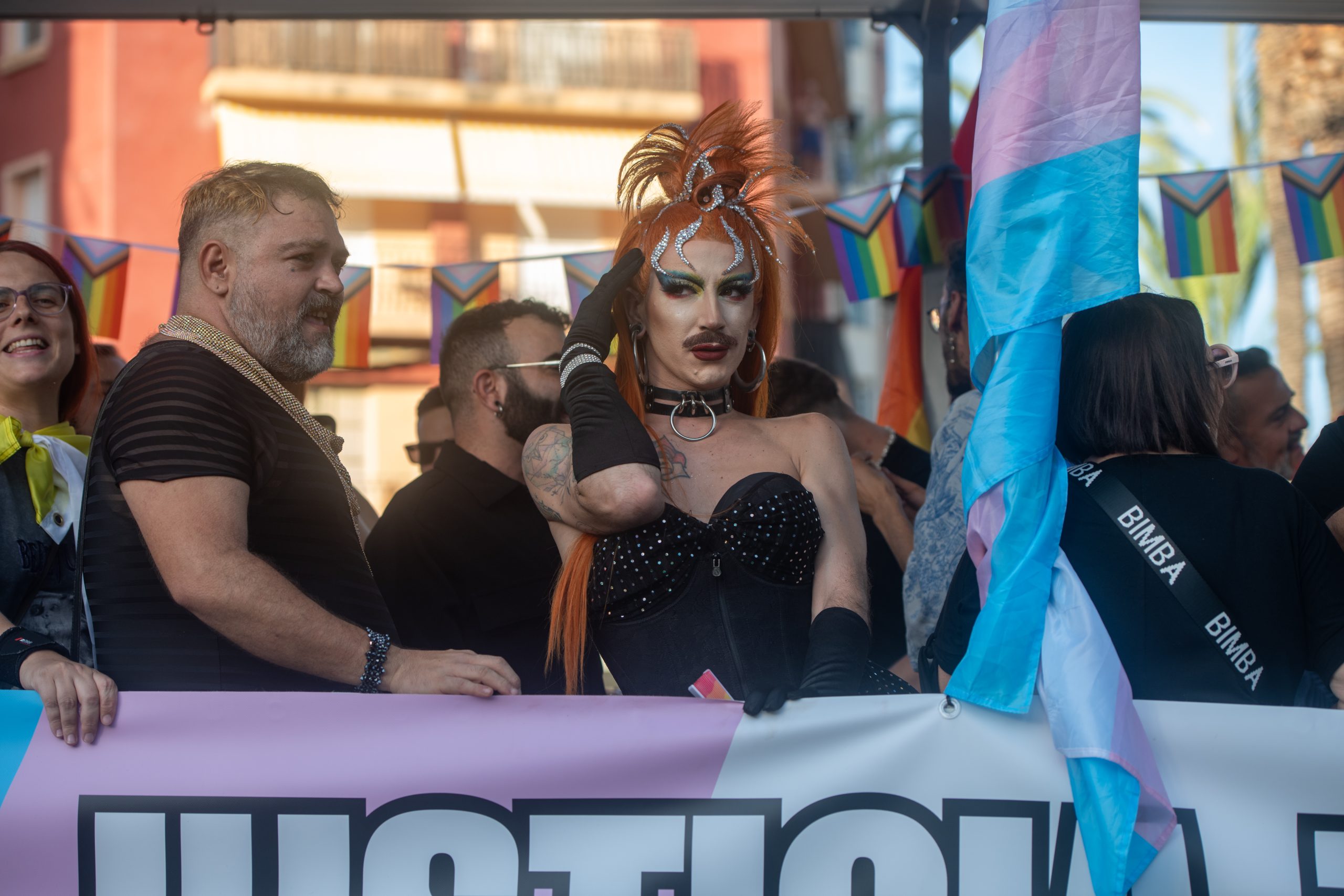 2025_09_13_GRANDES_(Fotos: RAFA MOLINA) Manifestacion Orgullo Elche