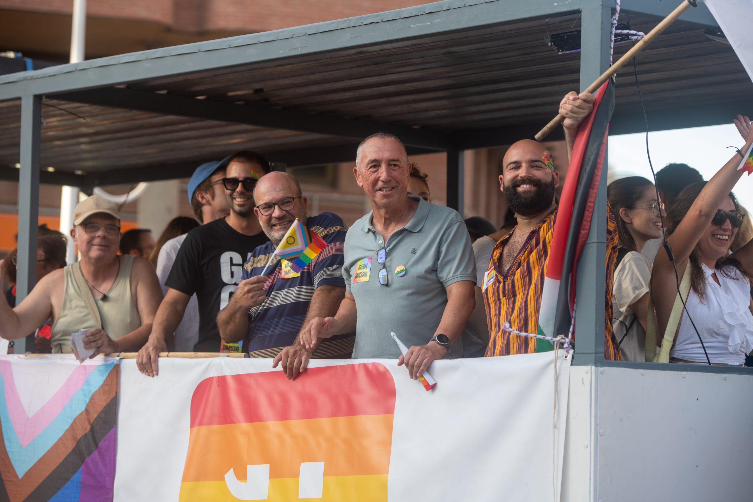 2025_09_13_GRANDES_(Fotos: RAFA MOLINA) Manifestacion Orgullo Elche