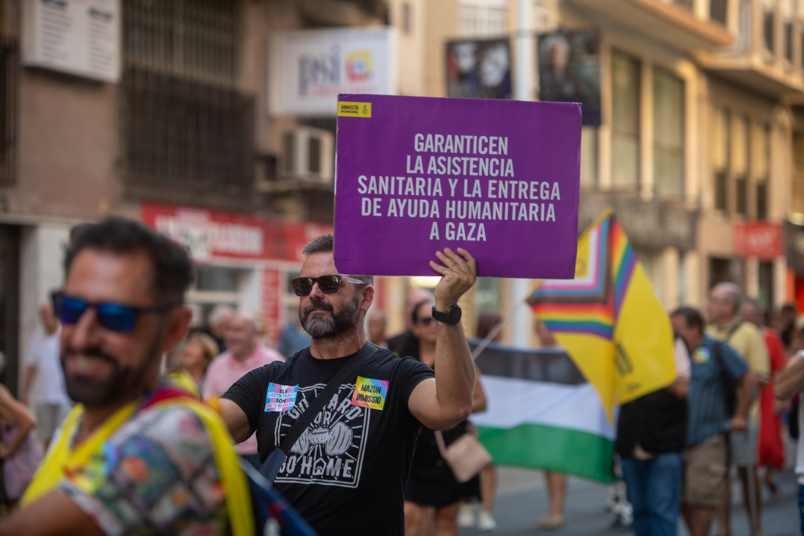 2025_09_13_GRANDES_(Fotos: RAFA MOLINA) Manifestacion Orgullo Elche